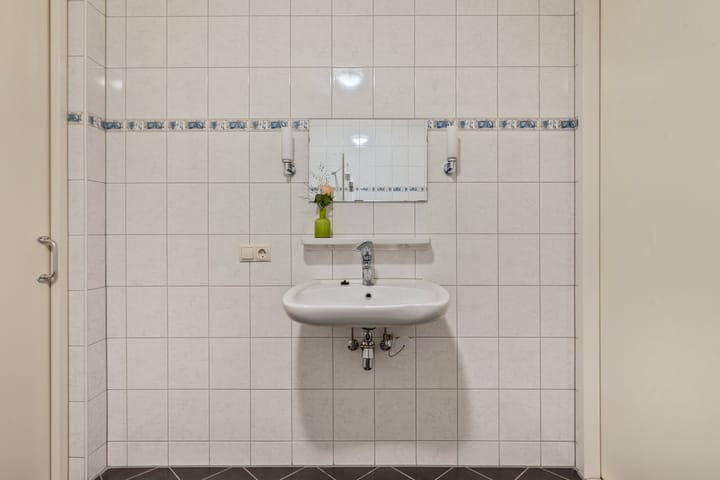 Foto 23 van Burg. Reijerslaan 48