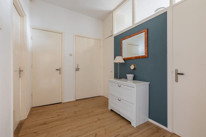 Photo 32 of Graaf Florislaan 2-A