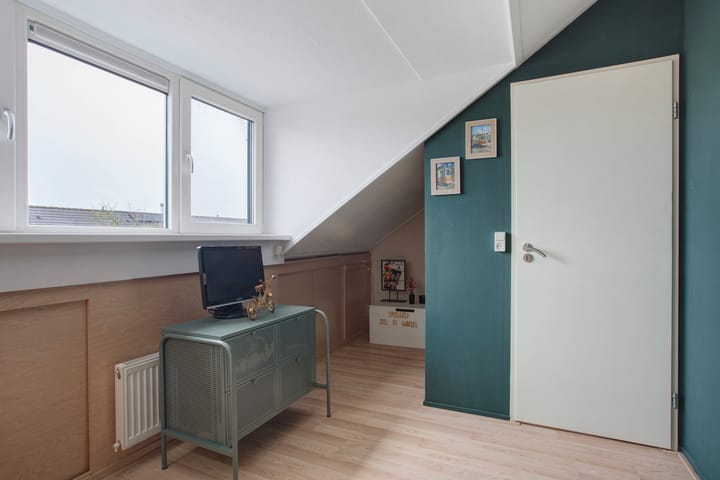 Foto 31 van Van Eesterenveld 33