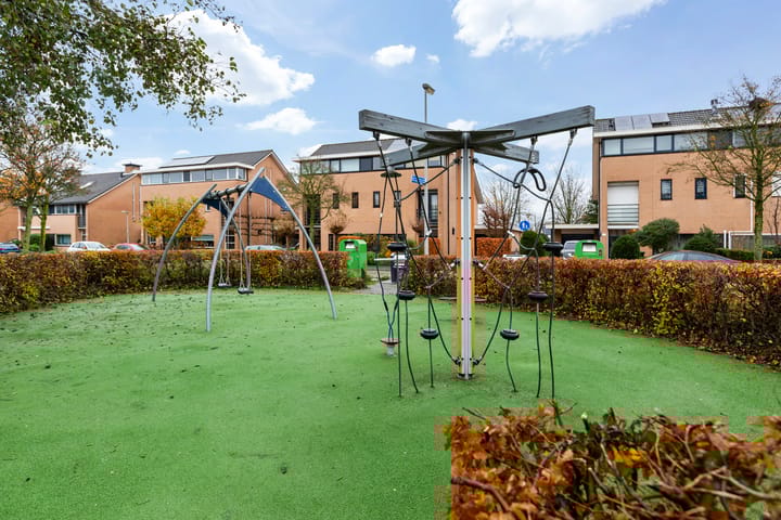 Foto 37 van Van Eesterenveld 33