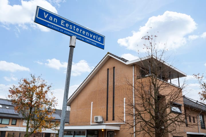 Foto 38 van Van Eesterenveld 33