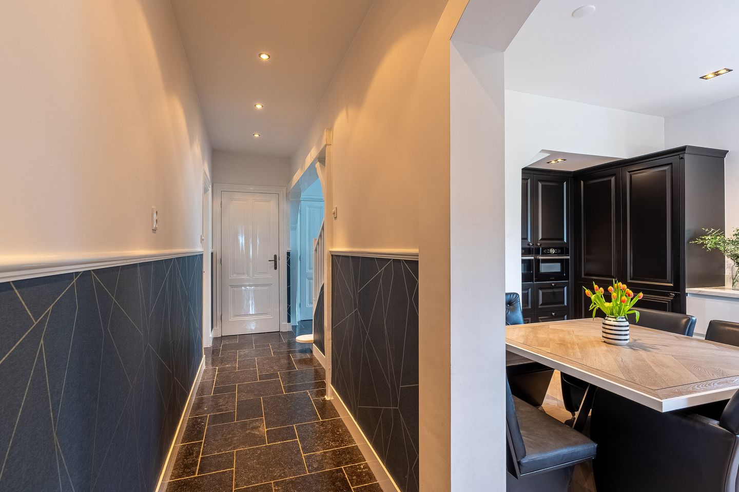 Foto 14 van Casembrootlaan 12