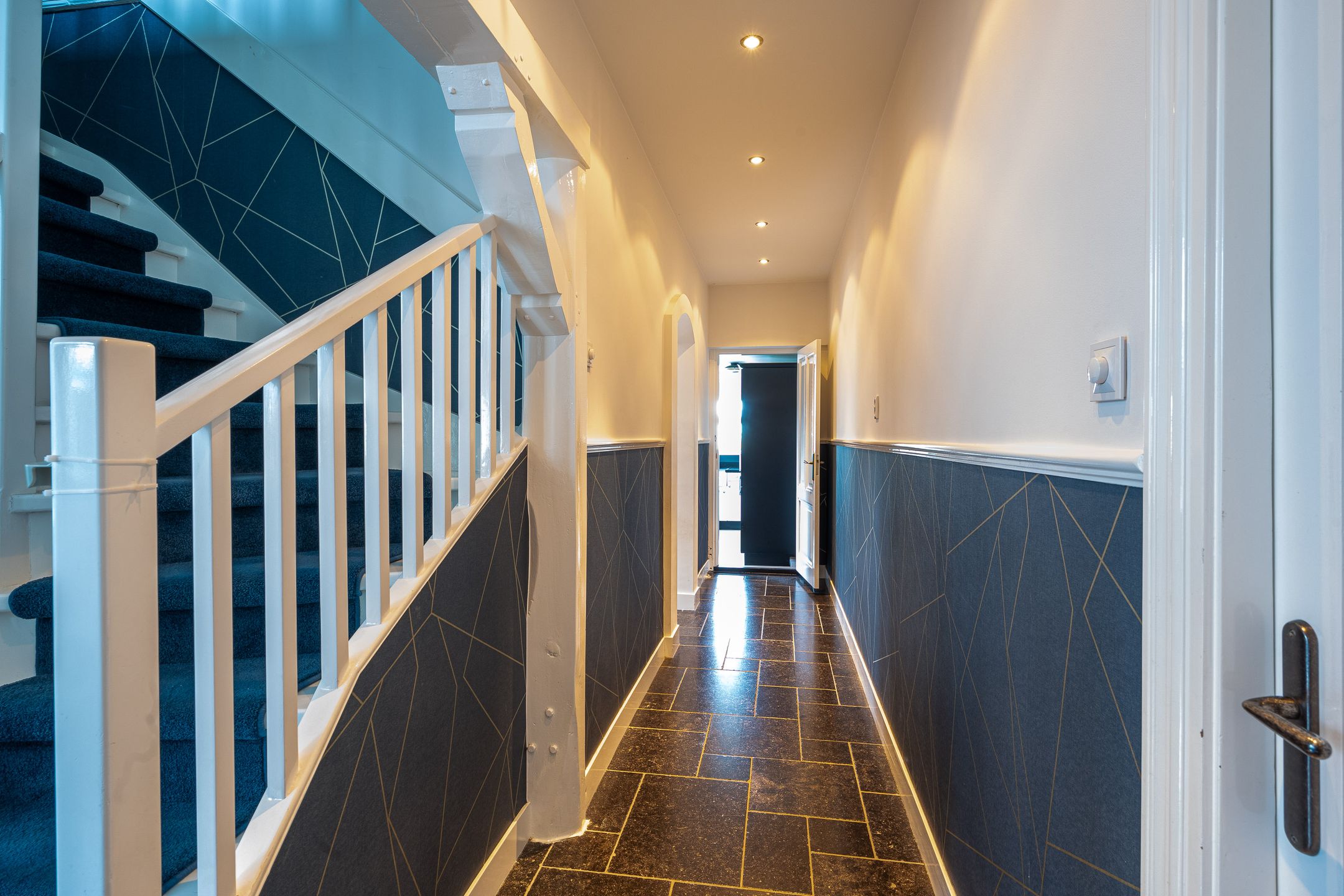 Foto 36 van Casembrootlaan 12