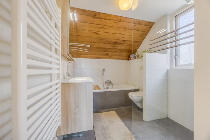 Foto 29 van Sint Josephstraat 44