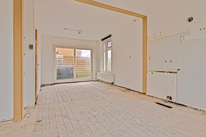 Photo 12 of Goudsbloemstraat 21