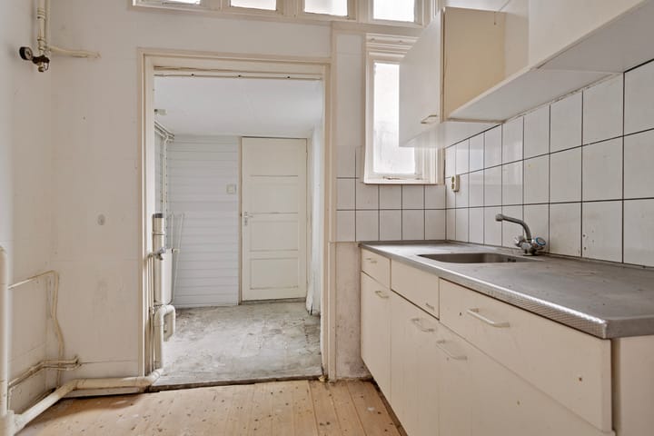 Photo 14 of Goudsbloemstraat 21