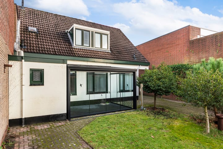 Foto 32 van Kerkstraat 17