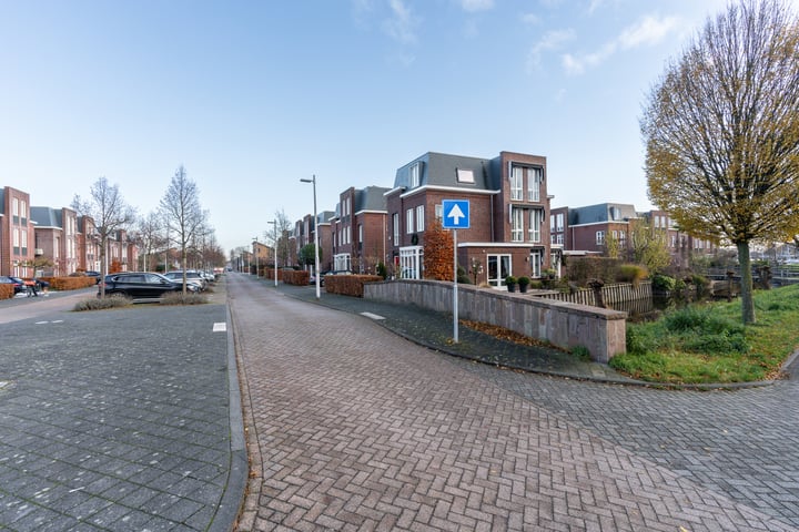 View photo 48 of Derde Westerparklaan 312