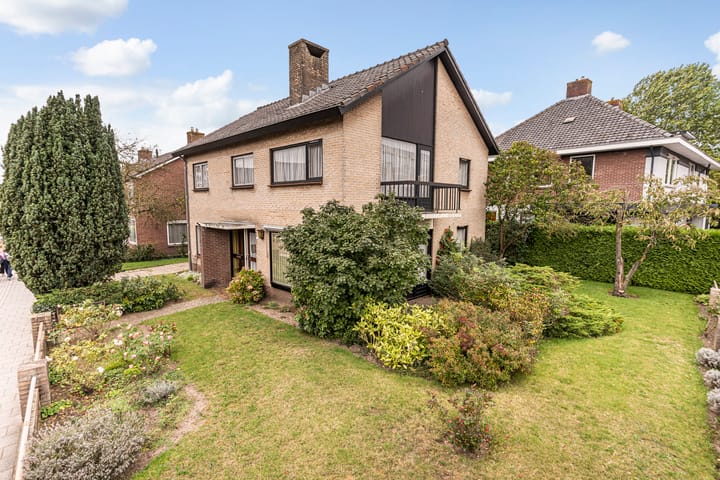 Foto 2 van Haarstraat 1