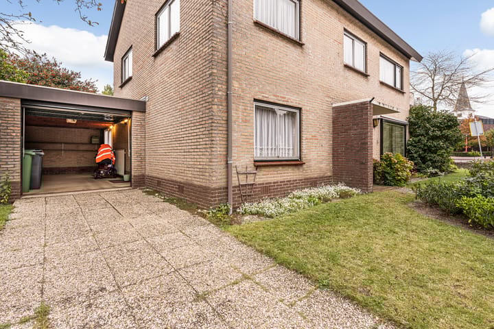 Foto 3 van Haarstraat 1