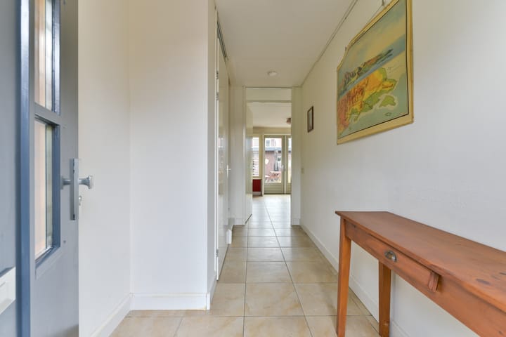 Foto 7 van Esdoornlaan 9