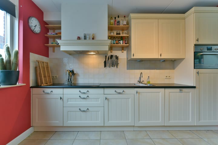 Foto 13 van Esdoornlaan 9