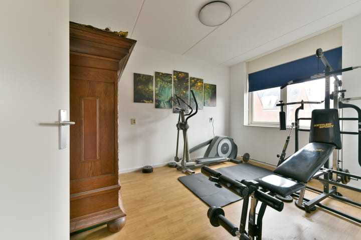 Foto 21 van Esdoornlaan 9