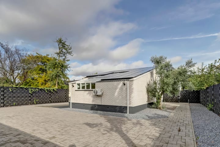 Foto 5 van Oranjeplaat 62