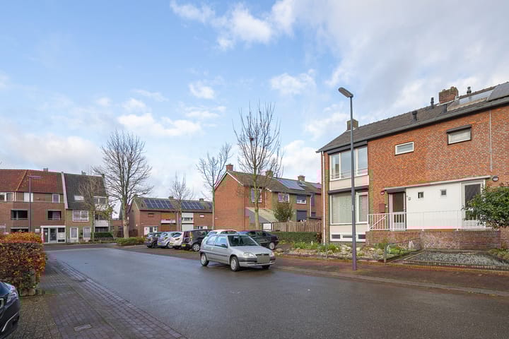 Foto 19 van Weidestraat 1