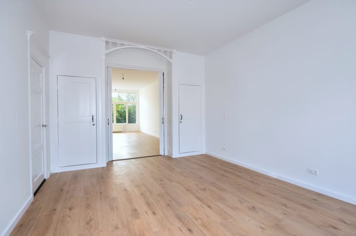 Foto 23 van Laan van Meerdervoort 352