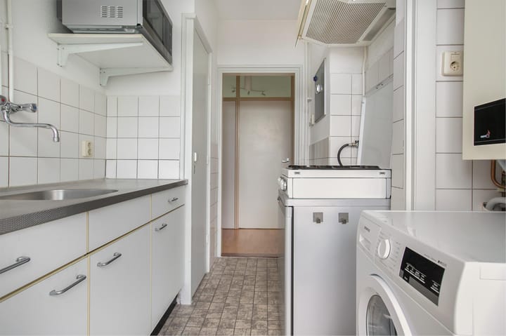 Foto 12 van Ruygenhoeklaan 3-1