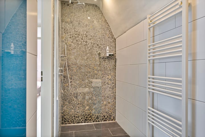 Foto 15 van Hazestraat 6-F