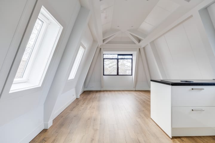 Foto 2 van Bemuurde Weerd O.Z. 39-C