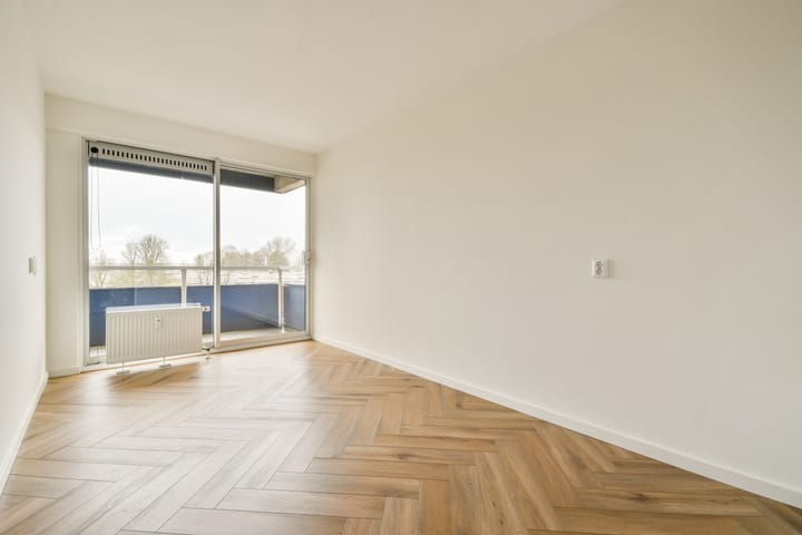 Foto 9 van Boterbloem 36