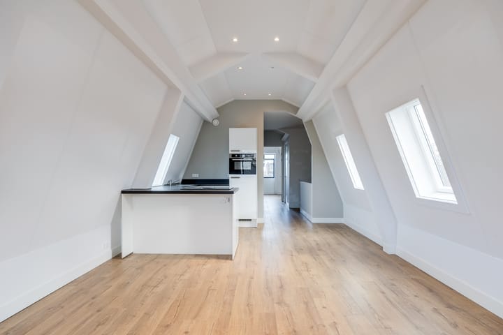 Foto 9 van Bemuurde Weerd O.Z. 39-C