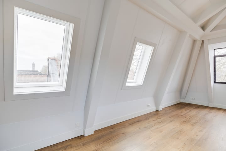 Foto 19 van Bemuurde Weerd O.Z. 39-C