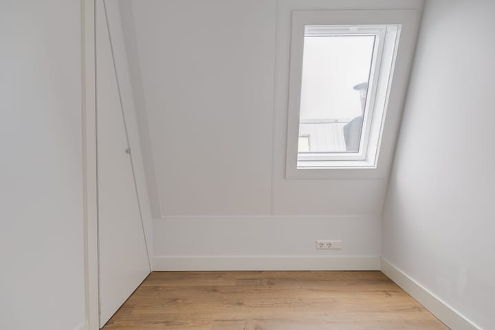 Foto 28 van Bemuurde Weerd O.Z. 39-C