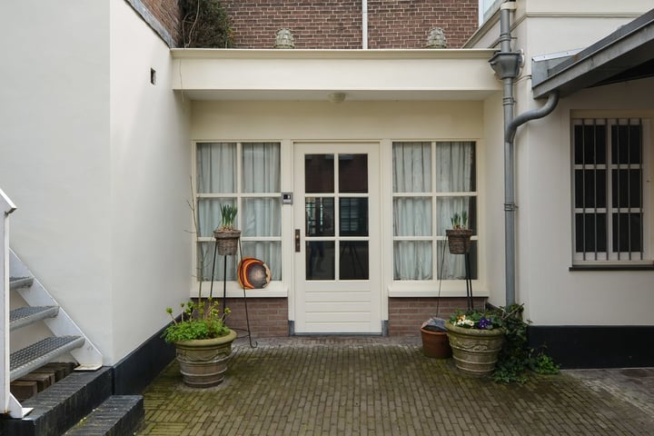 Bekijk foto 2 van Koediefstraat 11-A