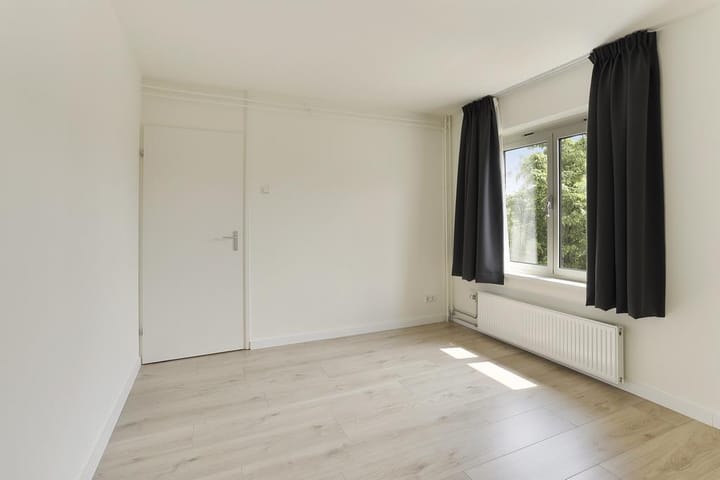 Foto 23 van Baarle Hertoglaan 30