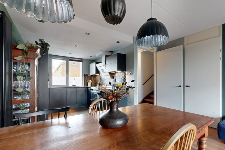 Photo 16 of Vermeerstraat 19