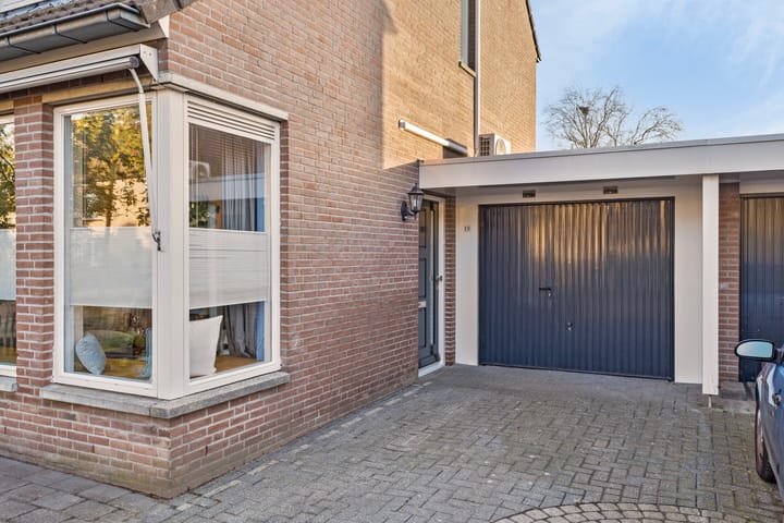 Foto 2 van Zomerland 19