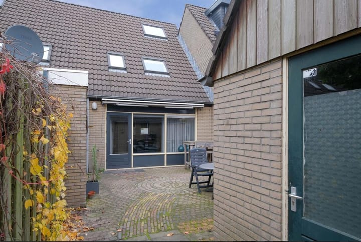 Photo 12 of Vijverhof 7