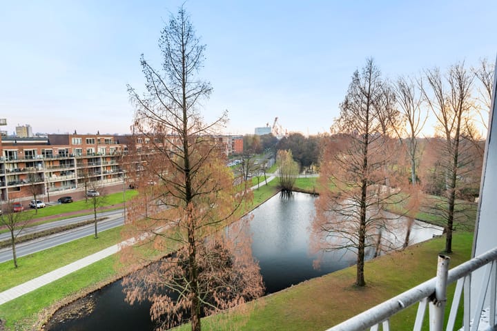 Foto 10 van Burgemeester Van Haarenlaan 1320