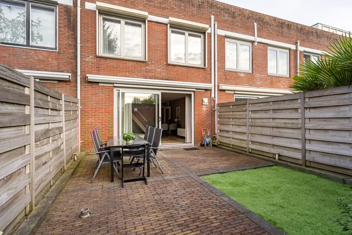 Photo 10 of Annie Romein-Verschoorkade 12