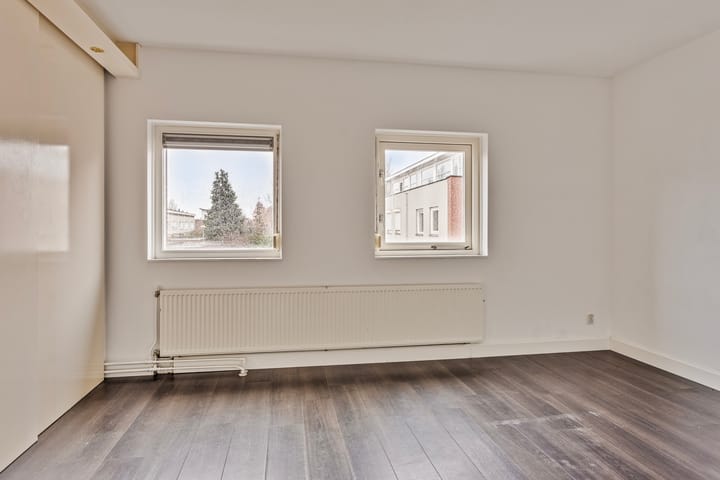 Foto 13 van Schout van der Dussensingel 61