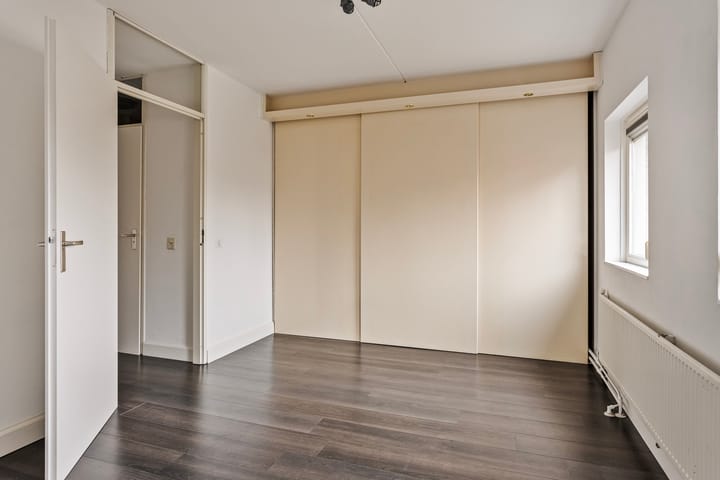 Foto 15 van Schout van der Dussensingel 61