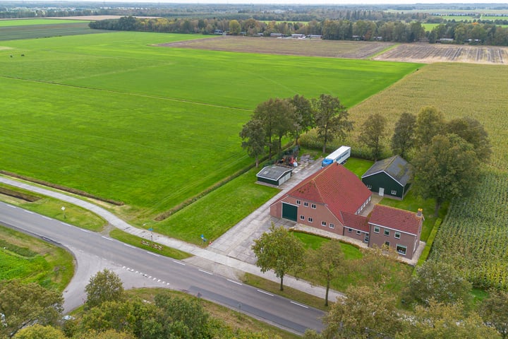 Bekijk foto 4 van Oosterseveldweg 9