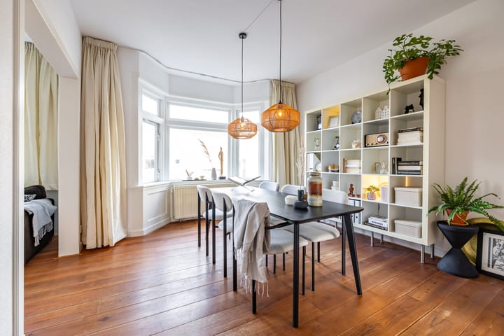 Foto 1 van E. Thomassen à Thuessinklaan 23-A