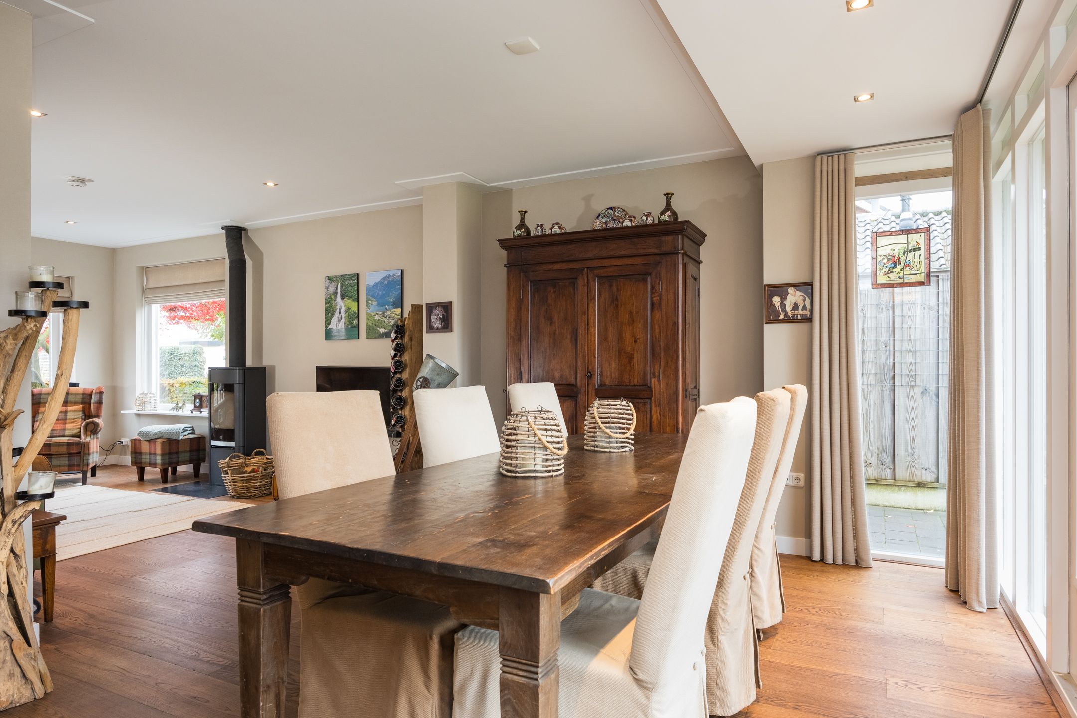 Photo 15 of Emmastraat 22