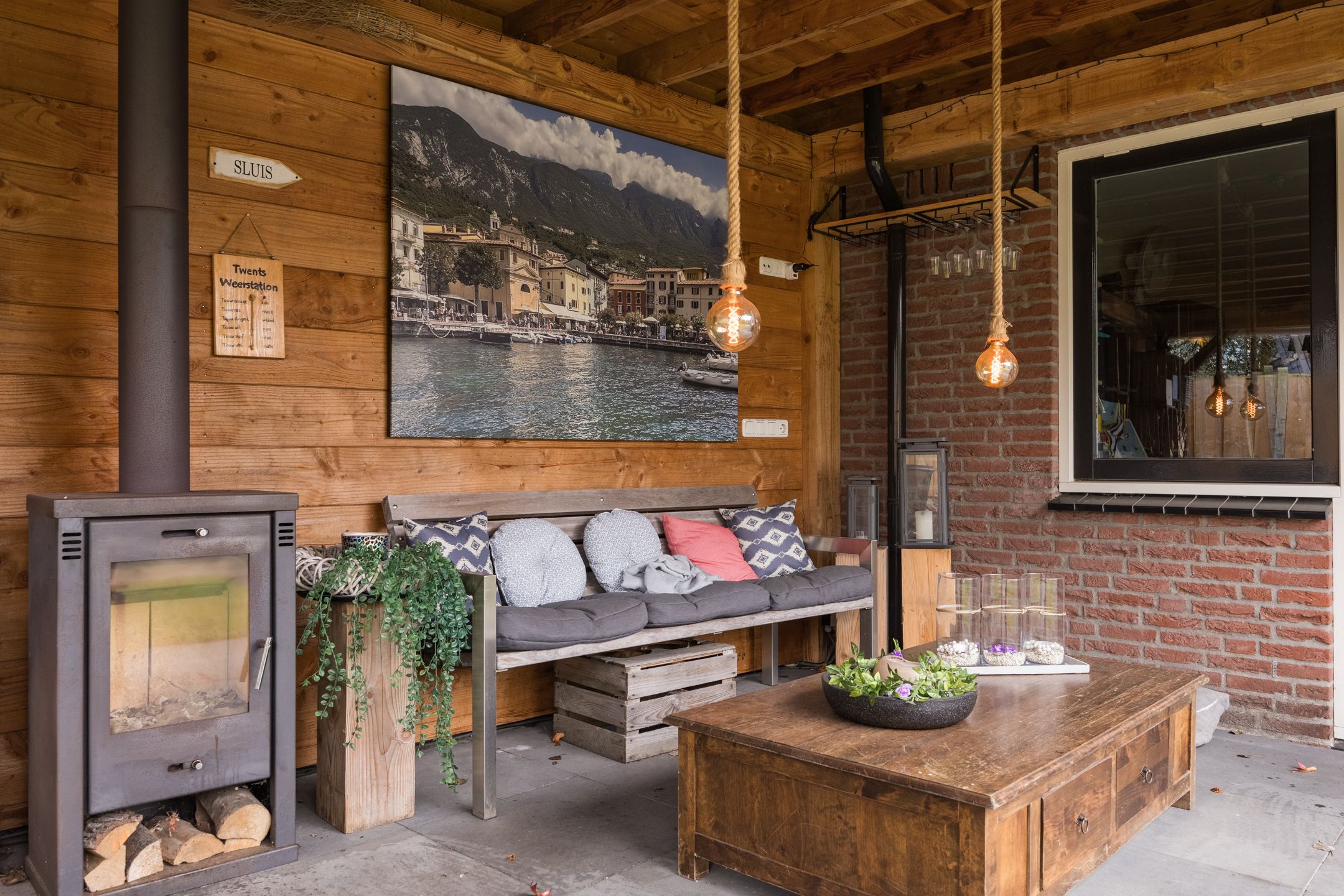 Photo 36 of Emmastraat 22