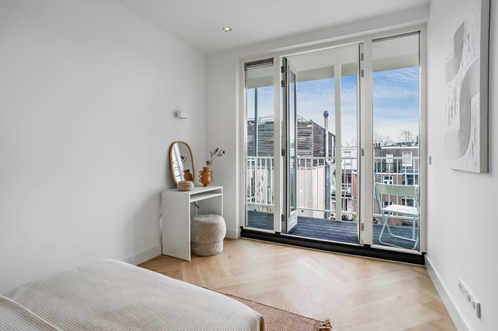 Foto 15 van Van Ostadestraat 139-3