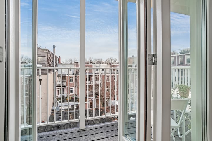 Foto 16 van Van Ostadestraat 139-3