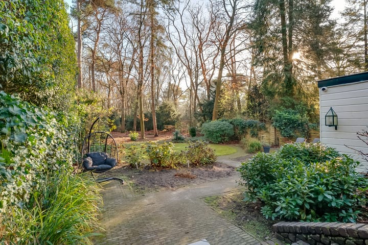 Photo 34 of Baarnseweg 14