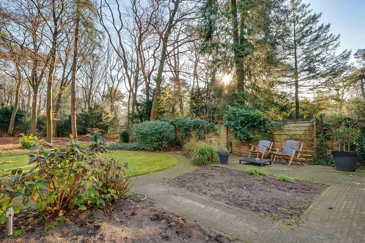 Photo 35 of Baarnseweg 14