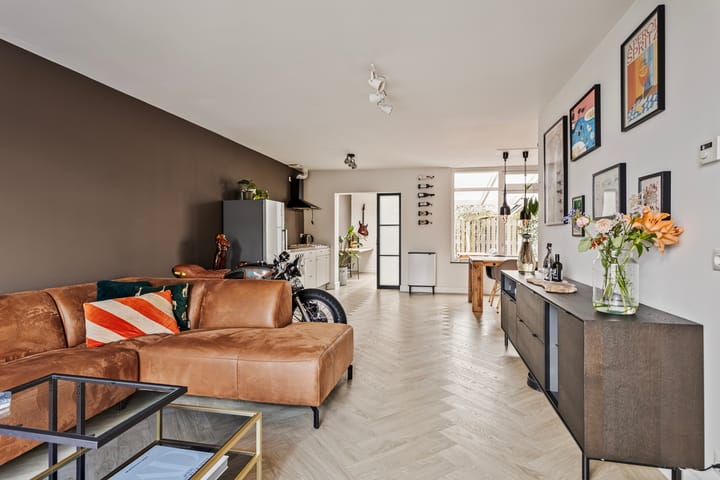 Foto 11 van Niesstraat 15-A