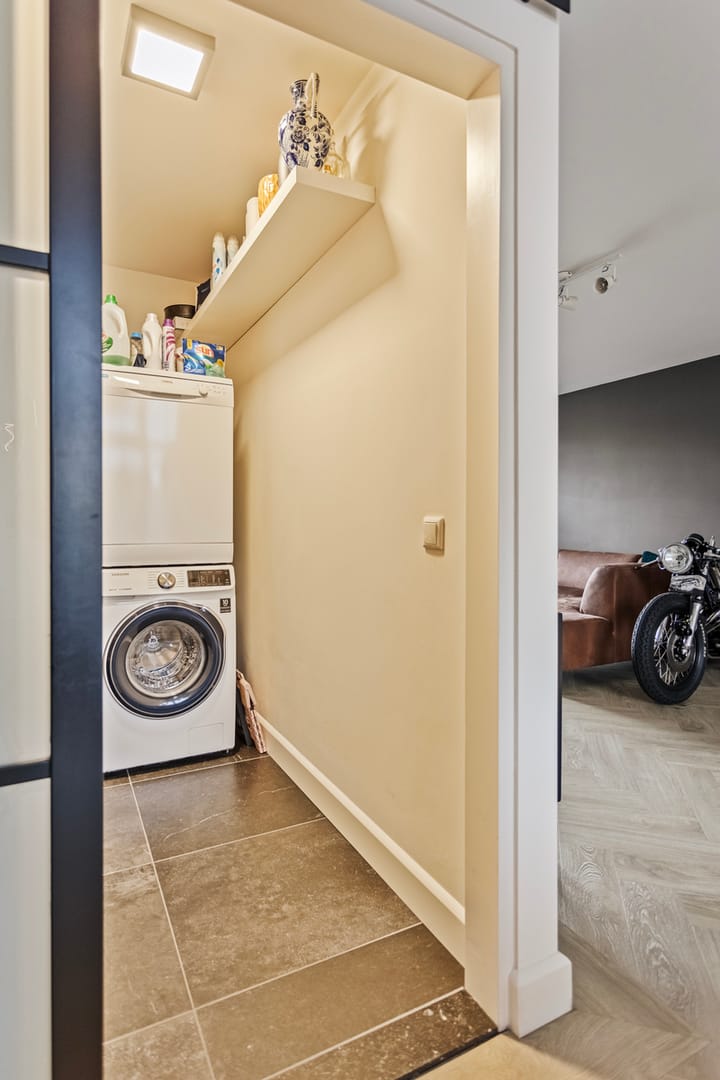 Foto 19 van Niesstraat 15-A