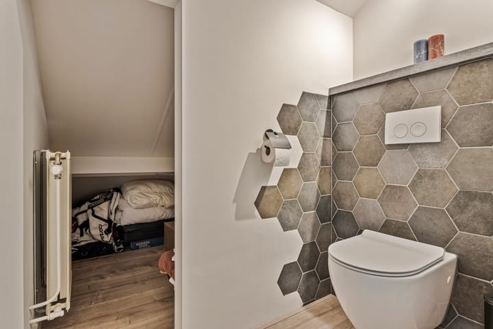 Foto 26 van Niesstraat 15-A