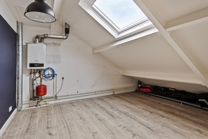 Foto 33 van Niesstraat 15-A