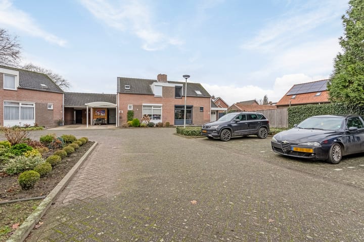 Foto 40 van Niesstraat 15-A