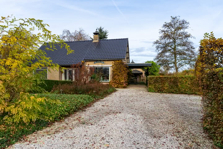 Foto 4 van Veldweg 8